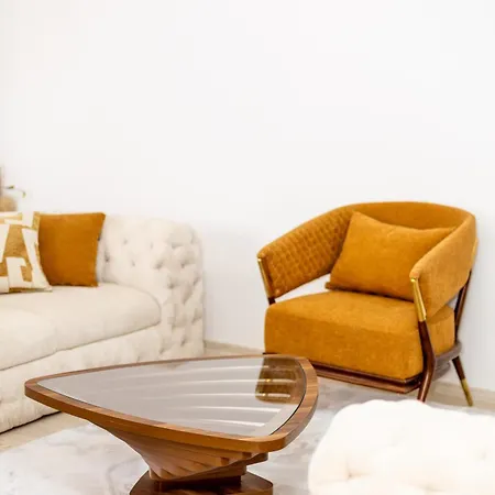 Nur With Garden * 모스타르